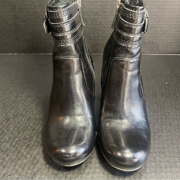 Franco Sarto Buckle Adorned Black Ankle Boots 5.5M EUC PRICE FIRM - Picture 2 of 11